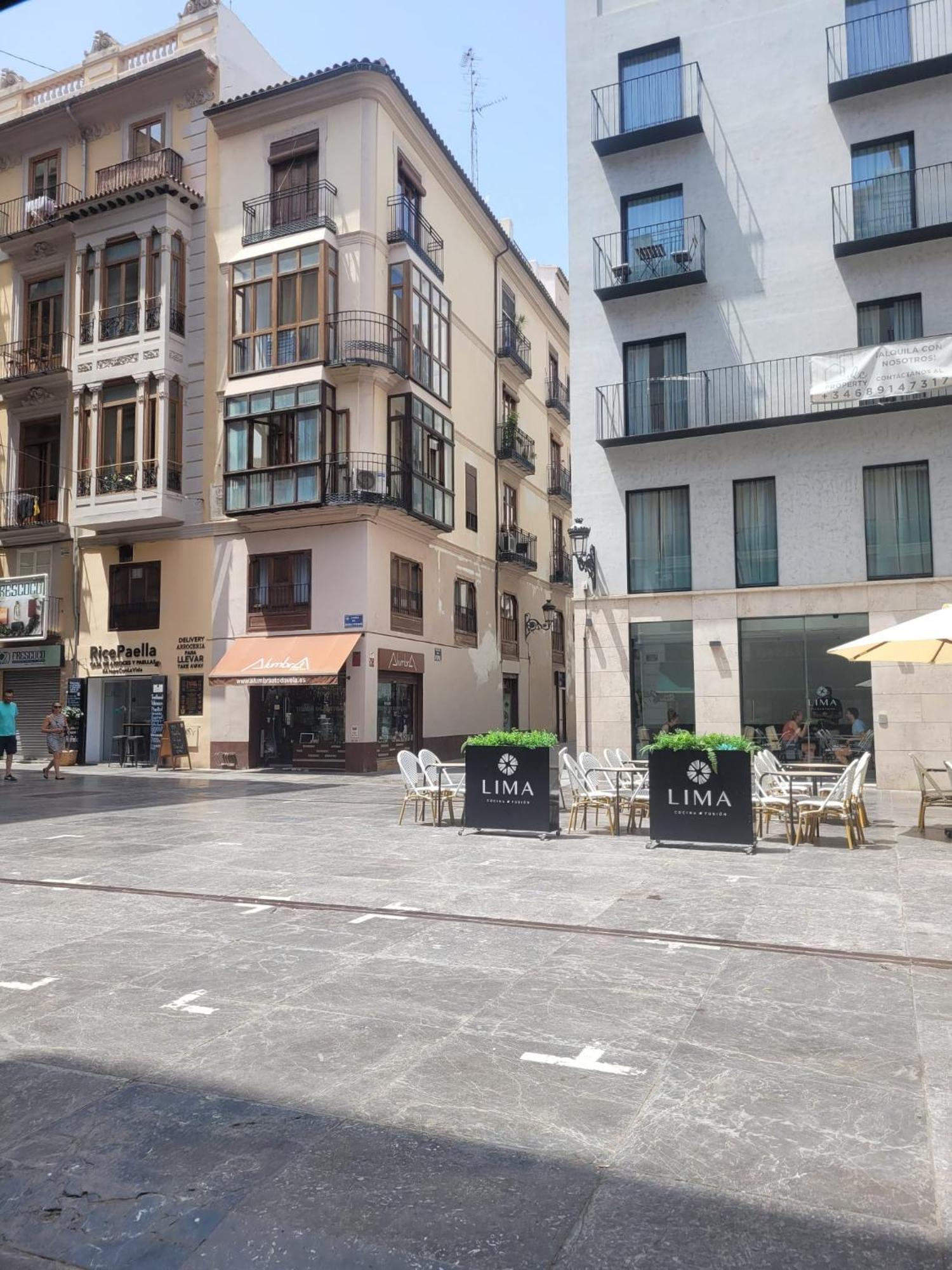 Living Valencia Apartments - Merced Zewnętrze zdjęcie