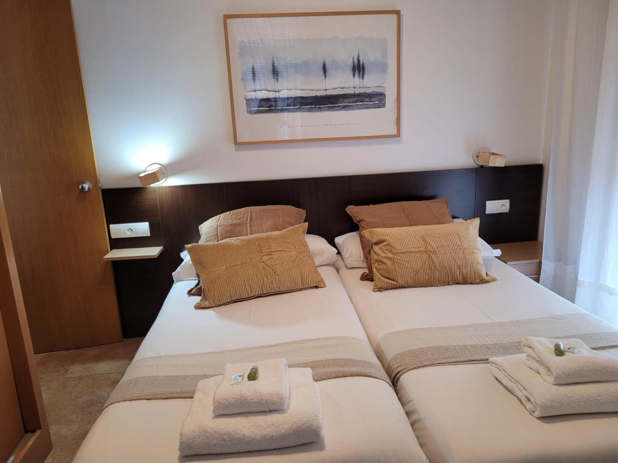 Living Valencia Apartments - Merced Zewnętrze zdjęcie
