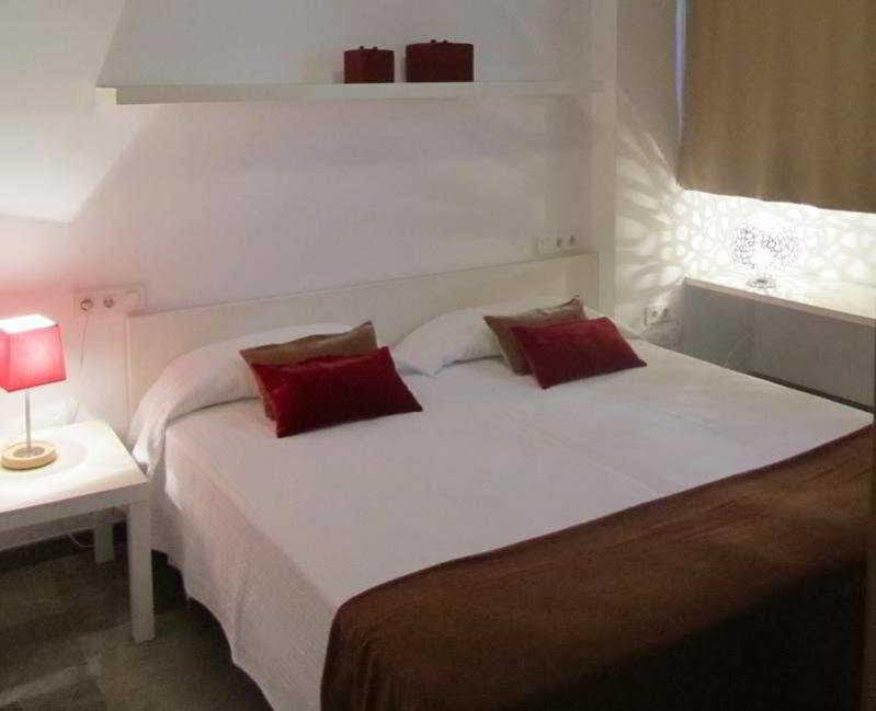 Living Valencia Apartments - Merced Zewnętrze zdjęcie