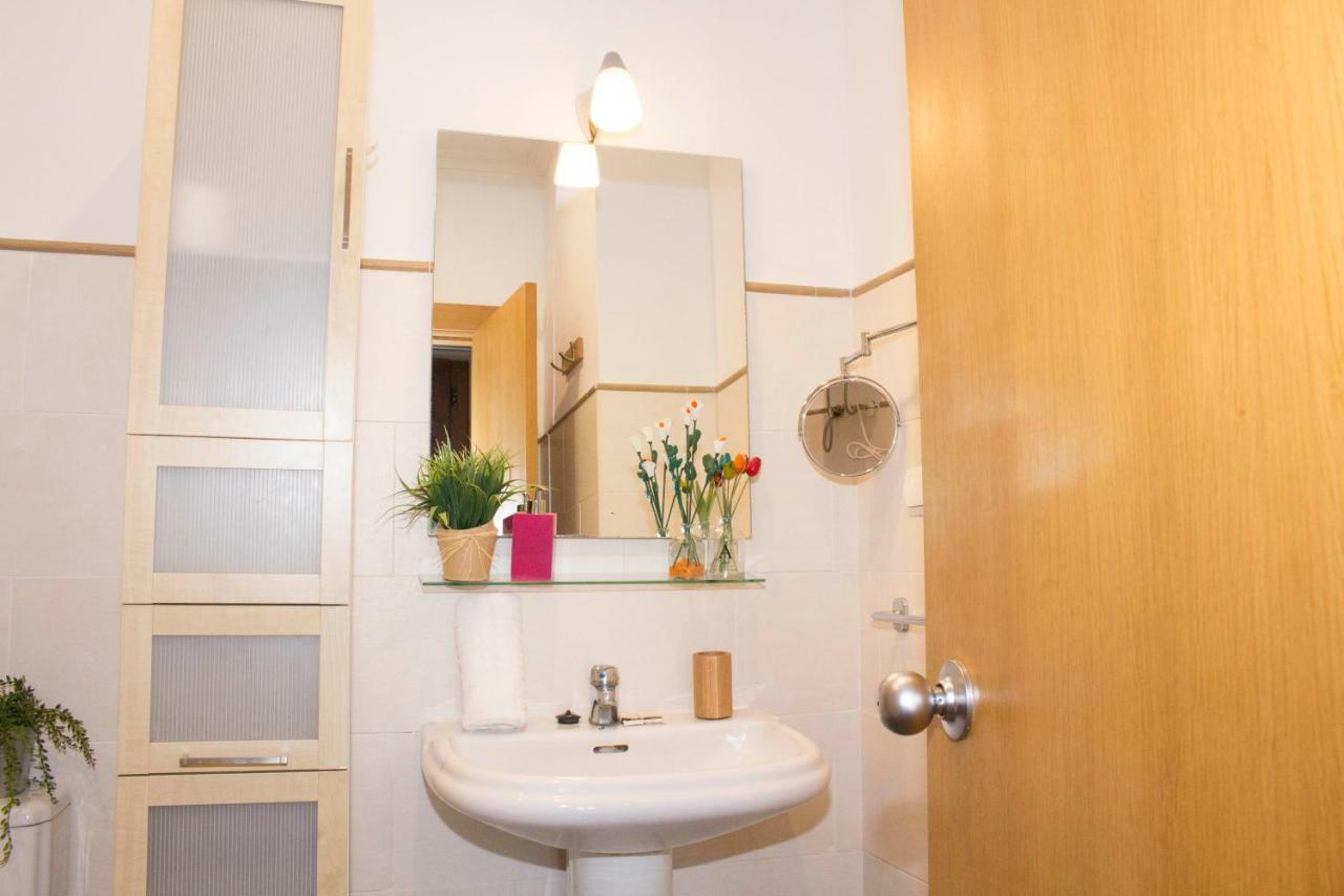 Living Valencia Apartments - Merced Zewnętrze zdjęcie