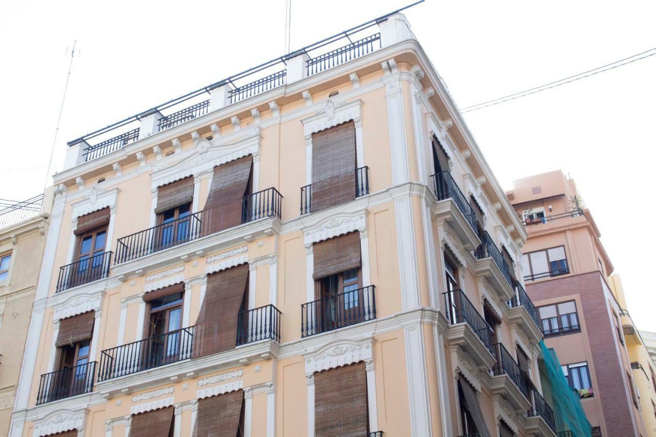 Living Valencia Apartments - Merced Zewnętrze zdjęcie